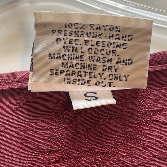 CP Shades Burgundy Button Top Womens Small Pleated V-Neck Tonal Floral Print - Picture 5 of 7